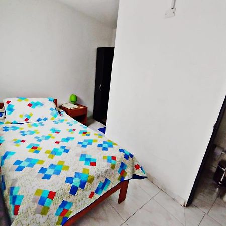 Aloha Hostel Богота Экстерьер фото