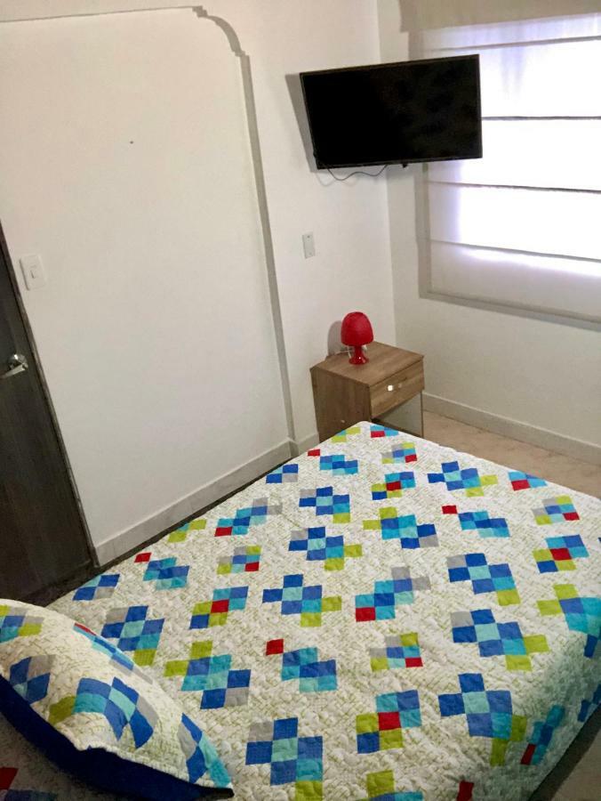 Aloha Hostel Богота Экстерьер фото