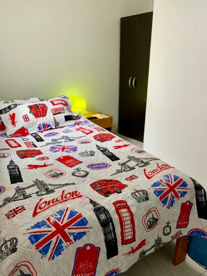 Aloha Hostel Богота Экстерьер фото